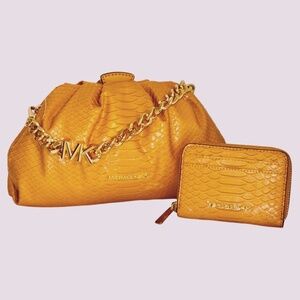MICHAEL KORS NOLA "CIDER" ORANGE CHAIN EMBOSSED LEATHER CLUTCH & WALLET NWT
